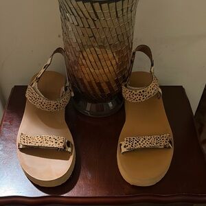 Madewell Tan and Black Leopard Sandals